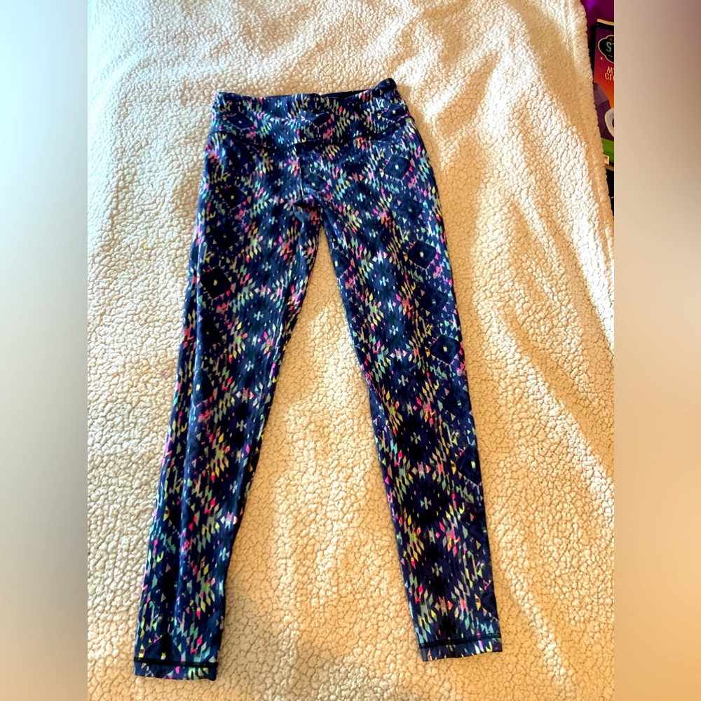 Victoria’s Secret VSX Sport Knockout Leggings  Small